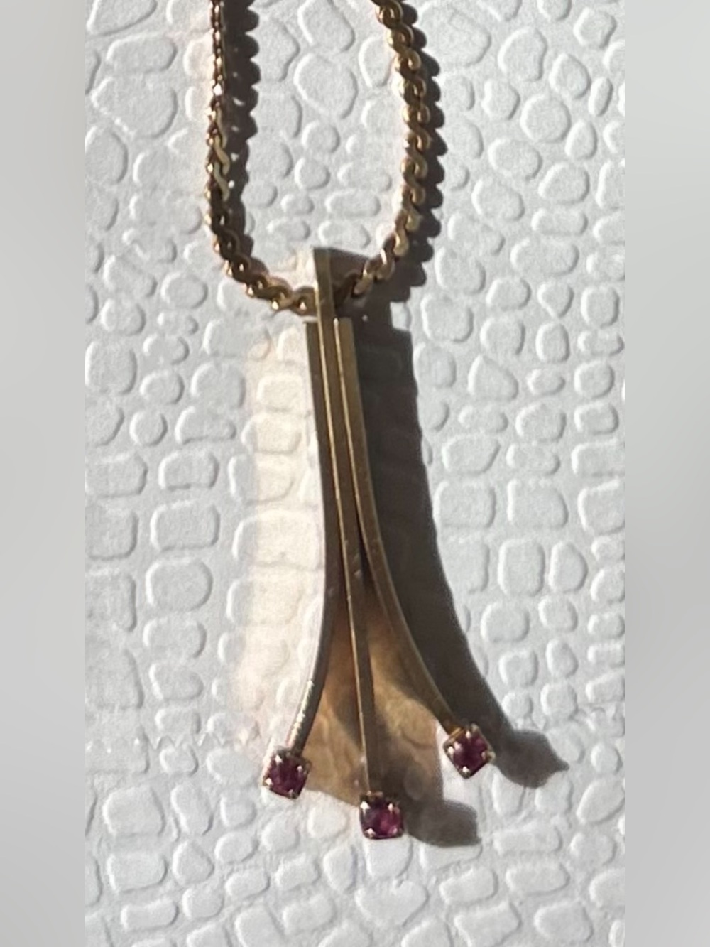 Avon Gold-Tone Pendant Necklace with Pink Stones
